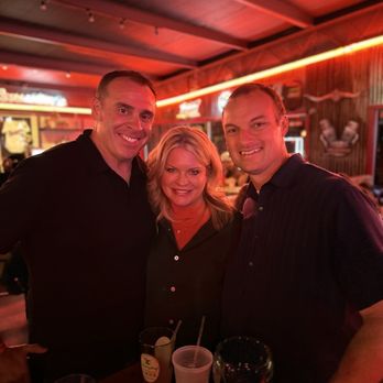 Mule Barn Sports Bar & Grill - Bar area, drinks - Sports Bars Near Me - Justin, Texas