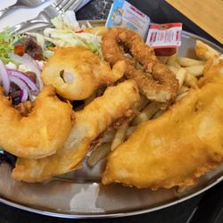 George's Takeaway - Fisherman Platter for 1