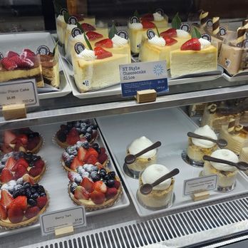 Paris Baguette - Tarts, cakes and other desserts - Bakeries Near Me - Austin, Texas Paris Baguette - Tarts, cakes and other desserts - Bakeries Near Me - Austin, Texas