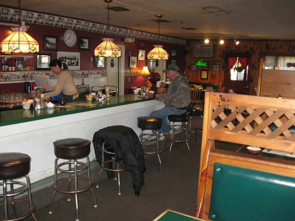 QUABBIN WOODS RESTAURANT 11 Photos & 20 Reviews 8 Barre Rd