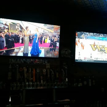 The Wing’d Nut - Watching the Oscars the only way its going to compromise gentleman at the best bar in Richardson Texas - Chicken Wings Near Me - Richardson, Texas The Wing’d Nut - Watching the Oscars the only way its going to compromise gentleman at the best bar in Richardson Texas - Chicken Wings Near Me - Richardson, Texas