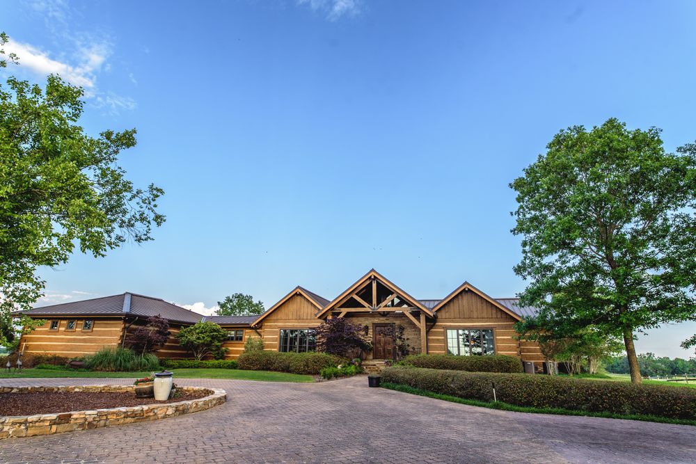 BILL MACKEY REAL ESTATE Contact Agent 11 Photos 210 N Strawberry