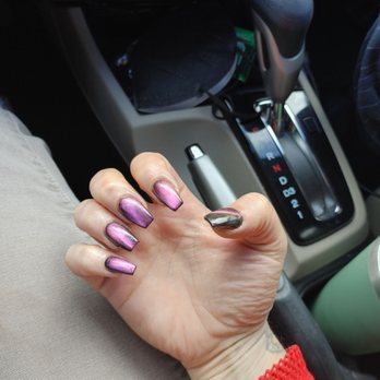 Dream Spa - Beautiful cat eye gel set - Nail Salons Near Me - Austin, Texas