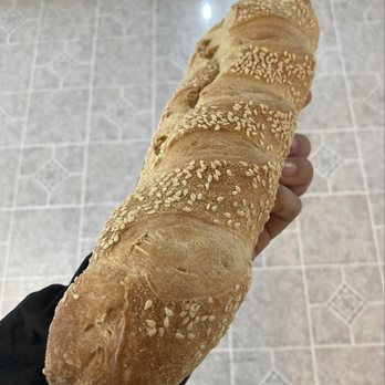Lenoci’s Italian Kitchen - Excellent bread. I'd put this up against anything from Arthur Ave in the Bronx - Pizza Near Me - Wethersfield, Connecticut