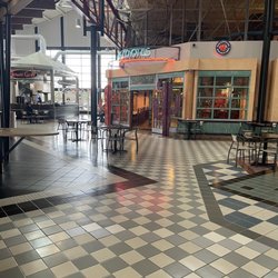 Market Square at Arden Fair - Inside