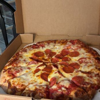 Romas Pizzeria & Restaurant - Pizza - Pizza Near Me - Southgate, Michigan Romas Pizzeria & Restaurant - Pizza - Pizza Near Me - Southgate, Michigan