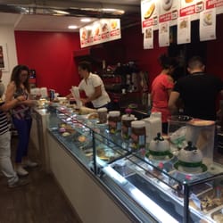 Chocolate Nuts And Coffee - L'interno del locale