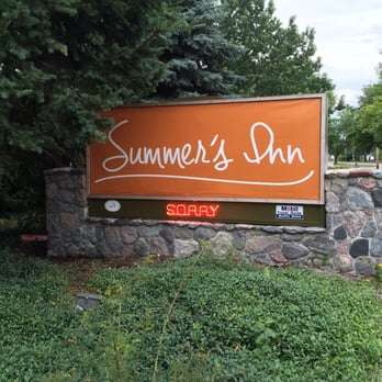 Summer's Inn - Summer's Inn - Hotels Near Me - Ludington, Michigan