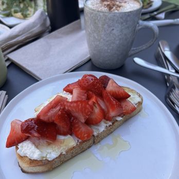 MoJoe's - Strawberry Cream Cheese Toast drizzled with honey - Coffee & Tea Near Me - Roseville, California MoJoe's - Strawberry Cream Cheese Toast drizzled with honey - Coffee & Tea Near Me - Roseville, California