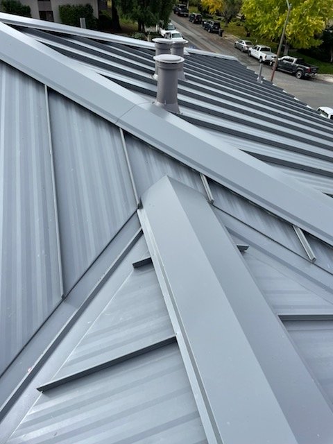 Slide of Cachus Roofing