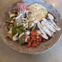 Green Chilaquiles w/ egg+ ($2) & Carnitas +($5)
