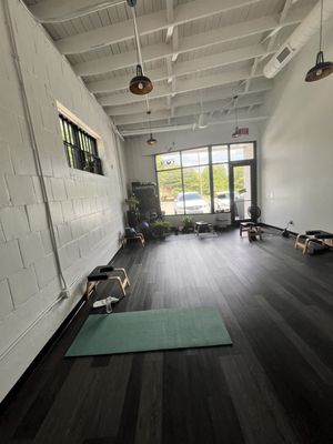 InnerG Juice & Yoga by null