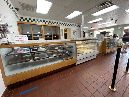 Long's Bakery by null