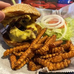 The Ridge - Bacon Cheeseburger