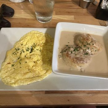 Batter & Berries - Cluck & Gravy - Breakfast & Brunch Near Me - Chicago, Illinois Batter & Berries - Cluck & Gravy - Breakfast & Brunch Near Me - Chicago, Illinois