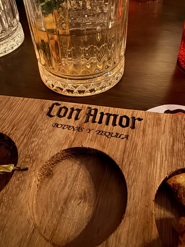Con Amor