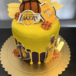 Triple Delight Bakery - Lakers theme