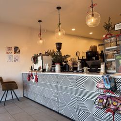 Cannon Coffee - Bar area