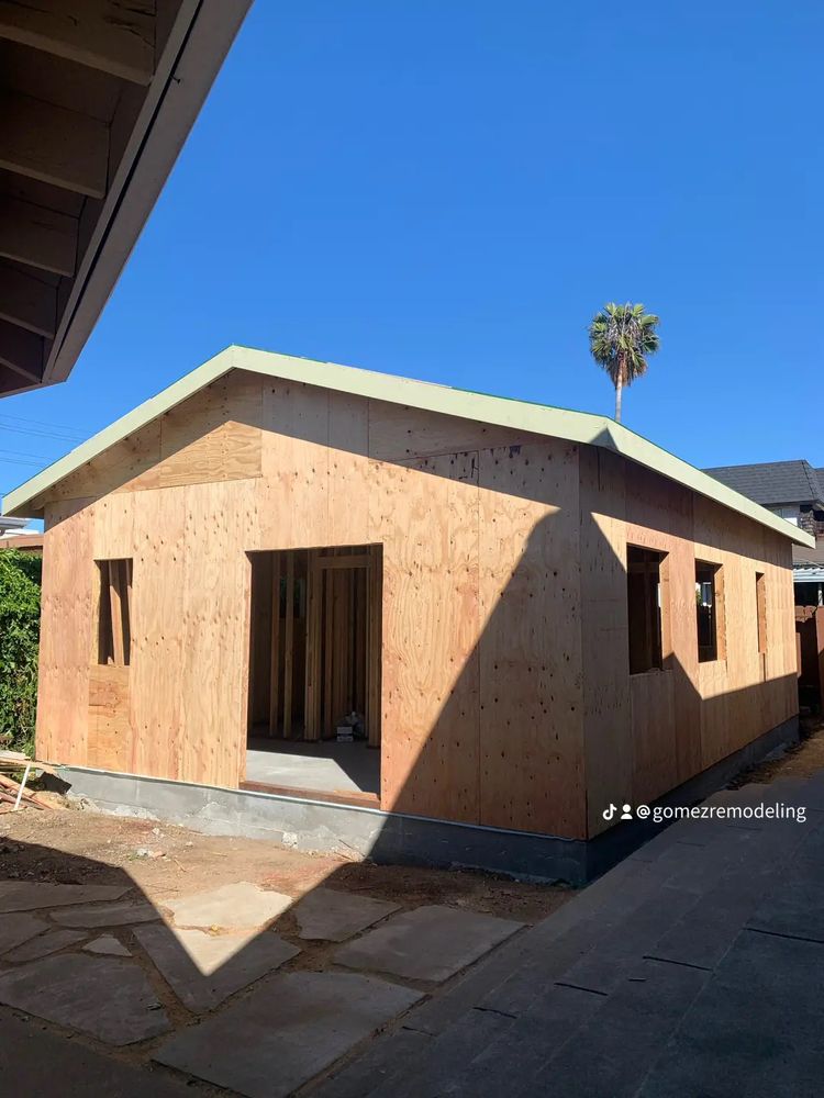Slide of Gomez Repairs & Remodeling