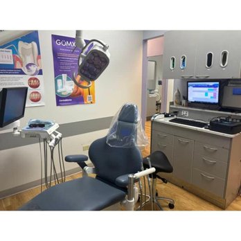 DentalWorks - Cosmetic Dentists Near Me - Glen Ellyn, Illinois DentalWorks - Cosmetic Dentists Near Me - Glen Ellyn, Illinois
