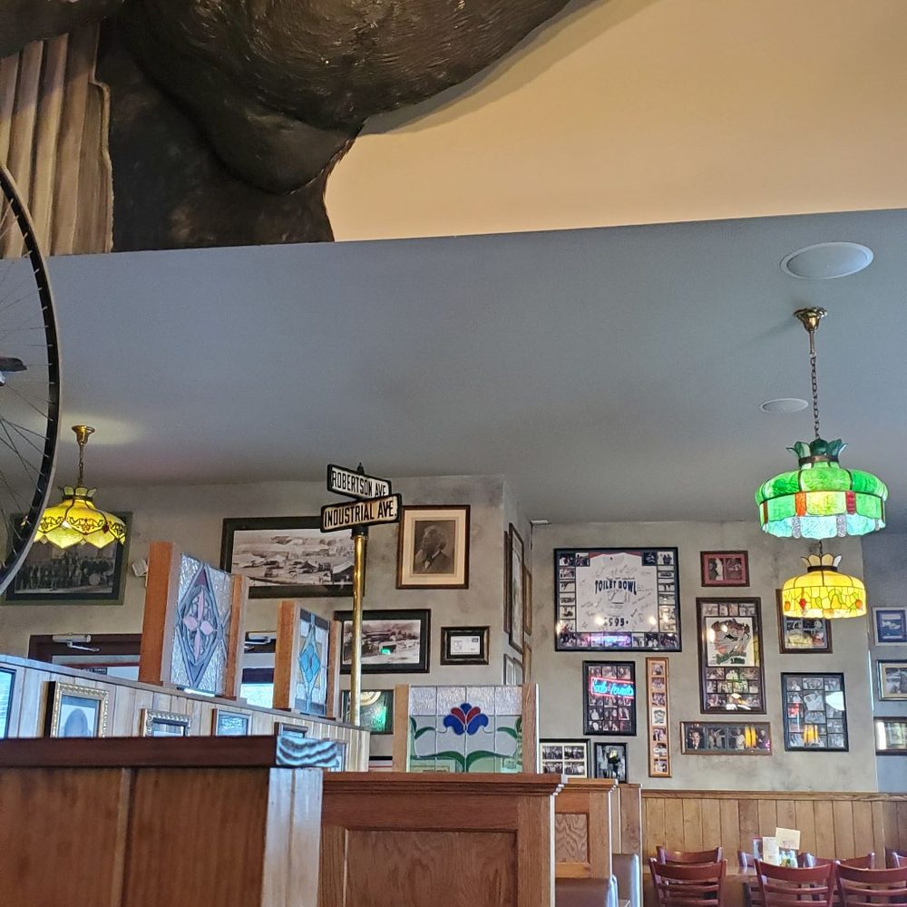 Macado's - Macado's. Restaurant side. - Sandwiches Near Me - Radford, Virginia Macado's - Macado's. Restaurant side. - Sandwiches Near Me - Radford, Virginia