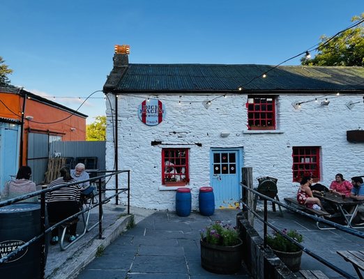 Dick Mack's Pub by null