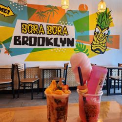 Bora Bora Smoothie Cafe - Mango Berry/ Pink Freeze