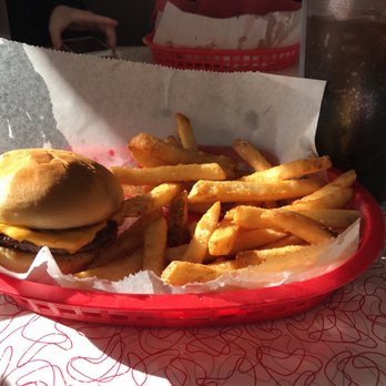 Spencer's Grill - Breakfast & Brunch Near Me - Kirkwood, Missouri