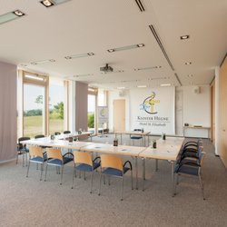 Hotel St. Elisabeth des Kloster Hegne - Tagungsraum "Edith-Stein" 94 m² 24 - 80 Personen (je nach Bestuhlungsart)