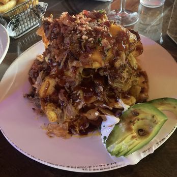 Jason Aldean’s Kitchen + Bar - Nachos - Bars Near Me - Las Vegas, Nevada Jason Aldean’s Kitchen + Bar - Nachos - Bars Near Me - Las Vegas, Nevada