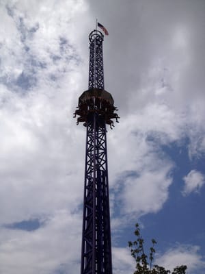 Kentucky Kingdom Theme & Water Park by null