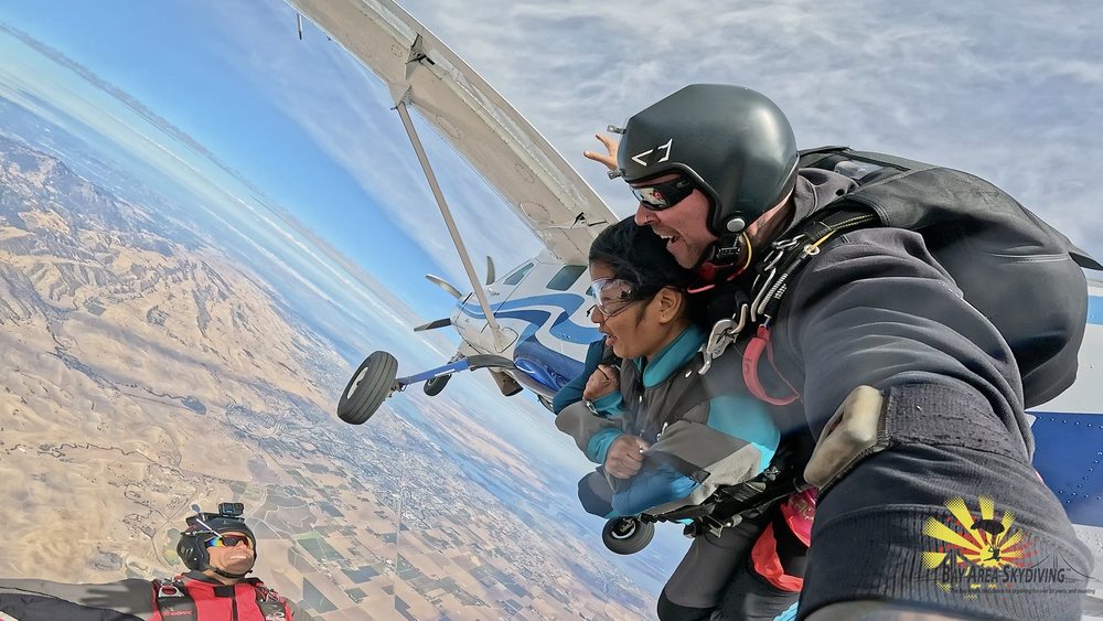 Bay Area Skydiving Logo
