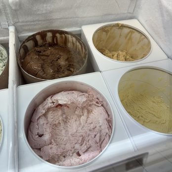 Baskin-Robbins - Flavors - Ice Cream & Frozen Yogurt Near Me - Lancaster, California Baskin-Robbins - Flavors - Ice Cream & Frozen Yogurt Near Me - Lancaster, California