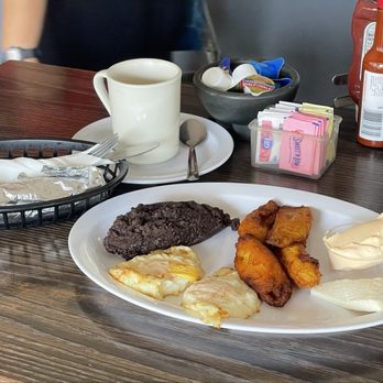 Casa Rios - Mexican Near Me - Inglewood, California