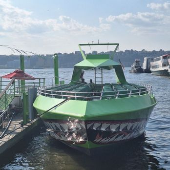The Beast Speedboat - Boat Charters Near Me - New York, New York