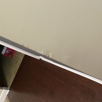 Direct Relocation Services - Dropped couch - Movers Near Me - Davie, Florida