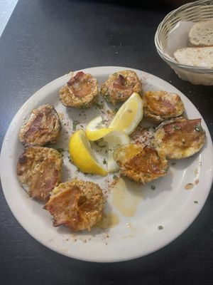 Nino's Family Restaurant by null