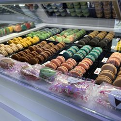 Jun’s Macaron Gelato