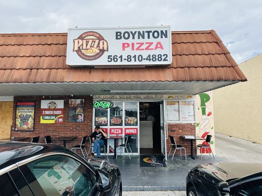 Boynton Pizza by null