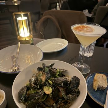 Mediterraneo Restaurant - Mussels - Mediterranean Near Me - Greenwich, Connecticut Mediterraneo Restaurant - Mussels - Mediterranean Near Me - Greenwich, Connecticut