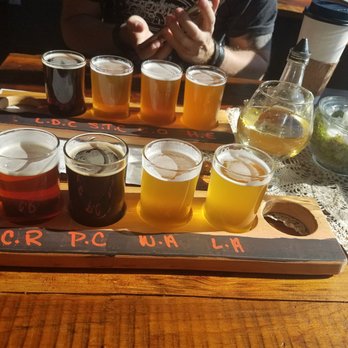 Alulu Brewpub - Boards of 11 beers, food and popcorn. - New American Near Me - Chicago, Illinois