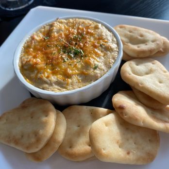Blackwall Hitch - Crab dip - New American Near Me - Baltimore, Maryland