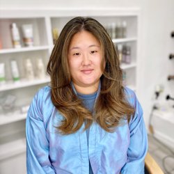 Vanessa.DC.Hair - Please book thru the website