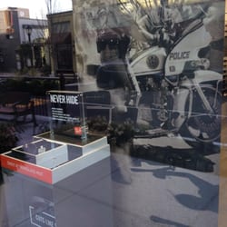 Sunglass Hut - Sunglass Hut in U-Village.