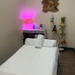 630 Spa - Spa room