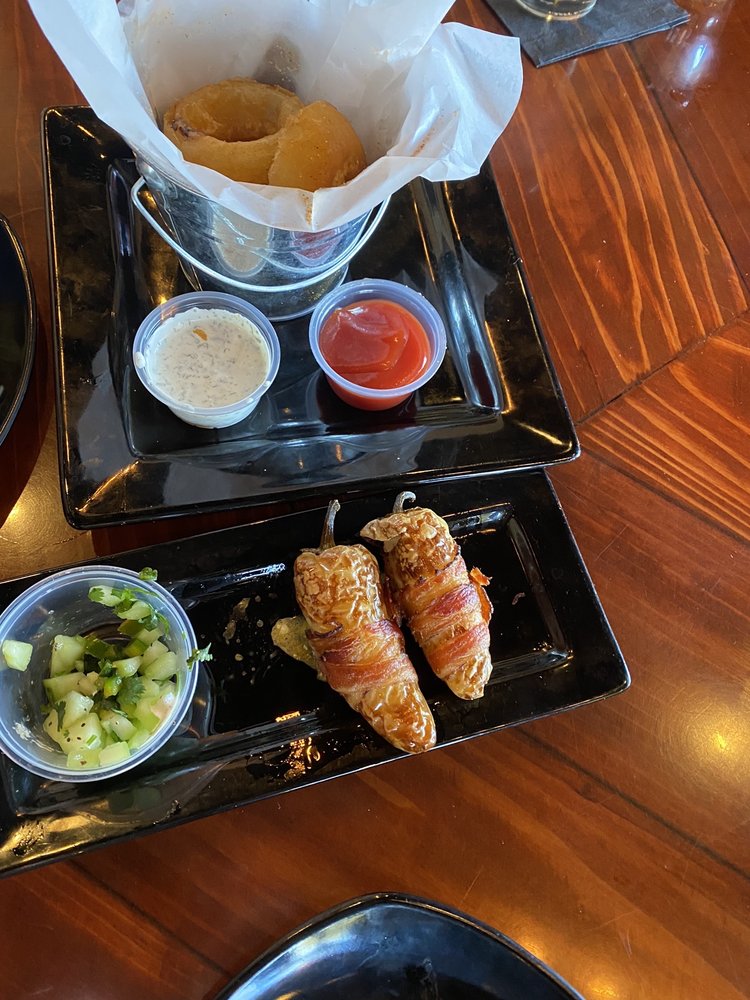 GROWLER’S TAPHOUSE 121 Photos & 200 Reviews 8275 N Silverbell Rd