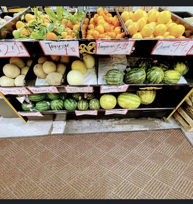 City Discount Meat & Grocery by null