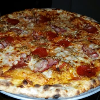 East End - MEATEOR (red sauce, pepperoni, sweet Italian sausage, bacon, house cheese blend.) - Pizza Near Me - Alameda, California East End - MEATEOR (red sauce, pepperoni, sweet Italian sausage, bacon, house cheese blend.) - Pizza Near Me - Alameda, California