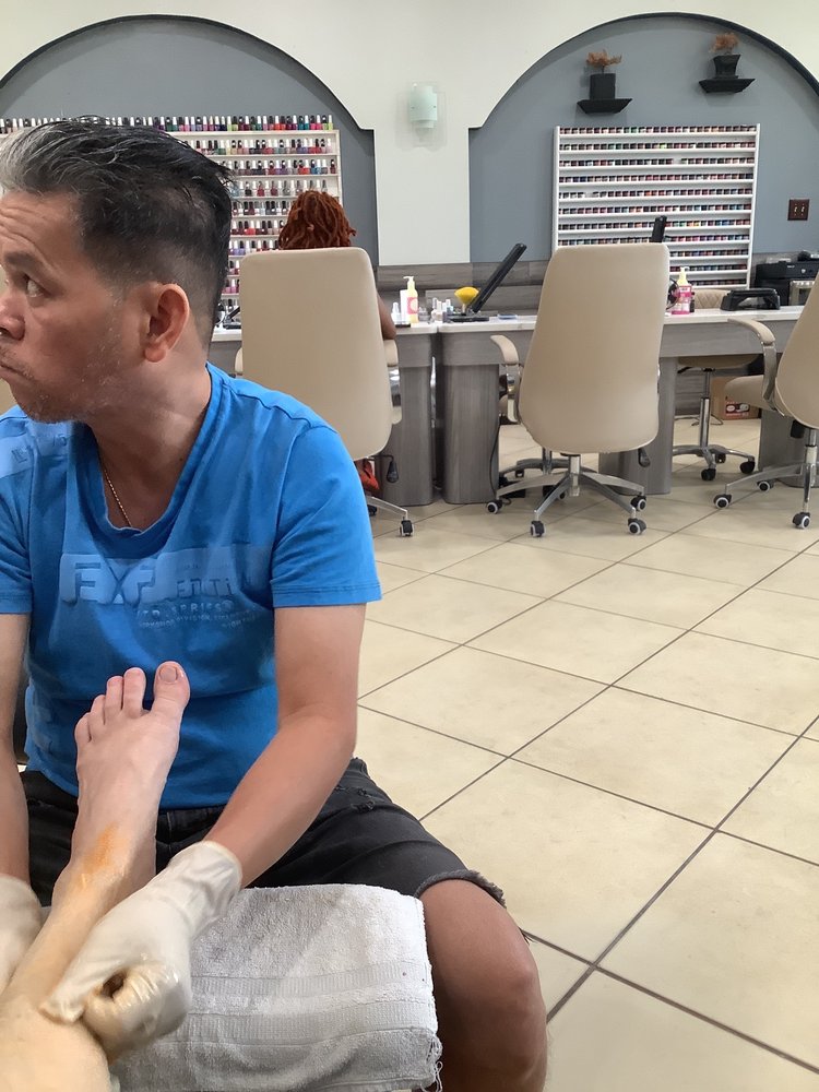 HANNAH’S NAILS & SPA Updated August 2024 81 Photos & 36 Reviews