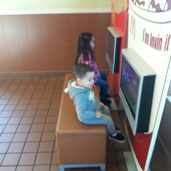 McDonald's - Burgers Near Me - Castro Valley, California McDonald's - Burgers Near Me - Castro Valley, California